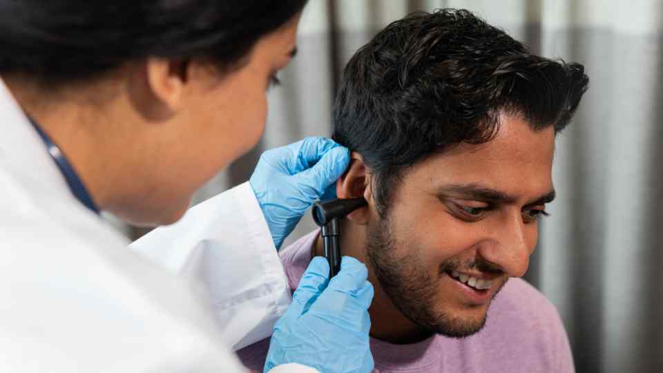 how to remove earwax